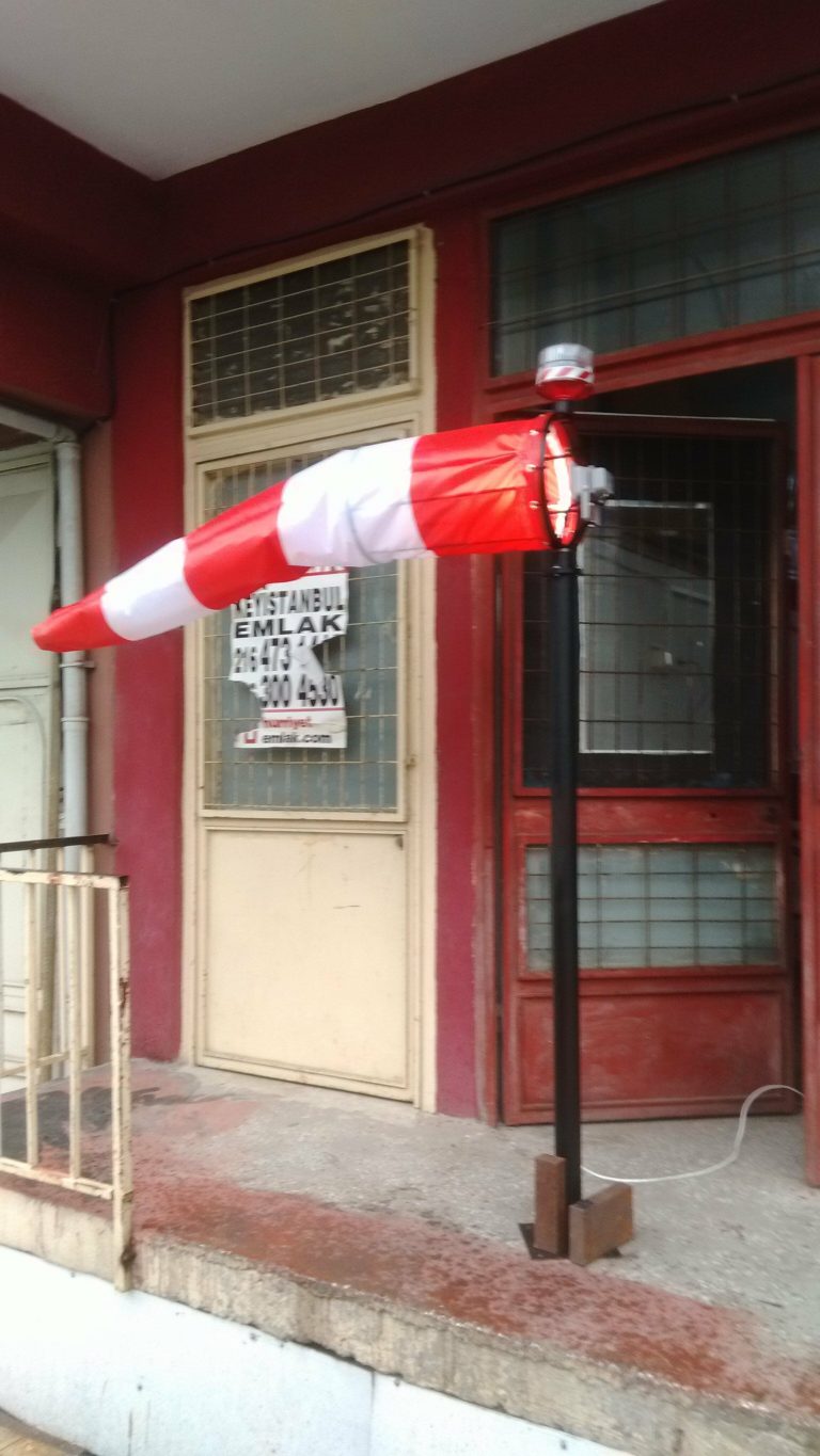 Işıklı Rüzgar Tulumu – 2