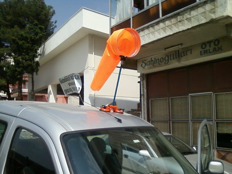 Araç Üstü Rüzgar Tulumu